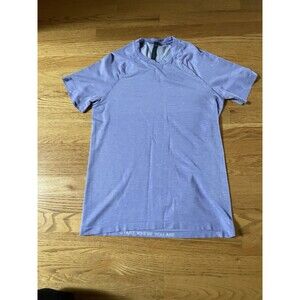 Lululemon Metal Vent Tech Short Sleeve Shirt Blue/ Purple S Small Fitted EUC